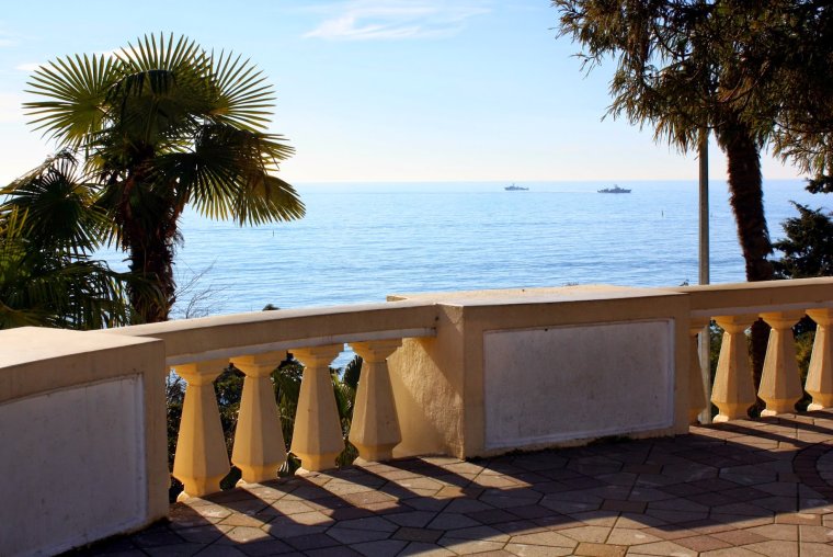 Лучезарный Резорт апарт отель Лоо