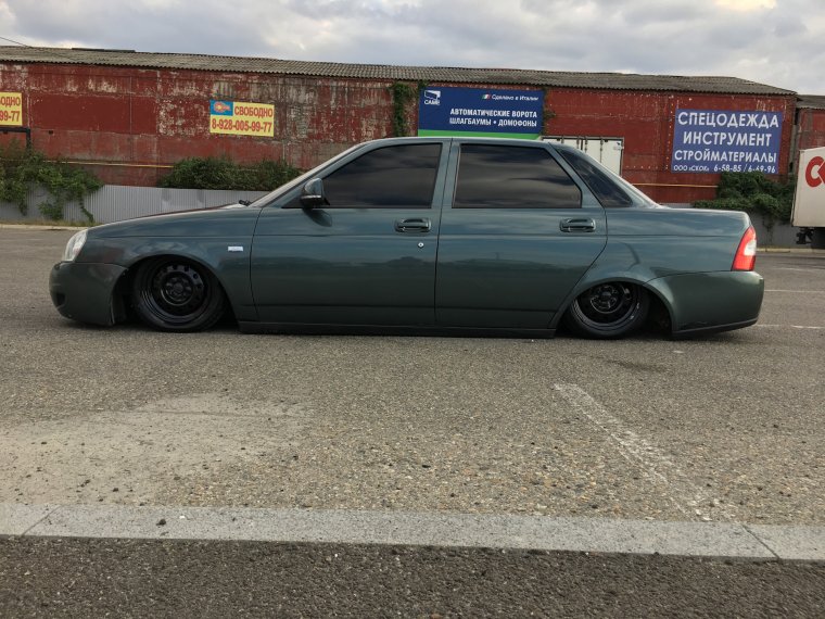 Приора на статике седан