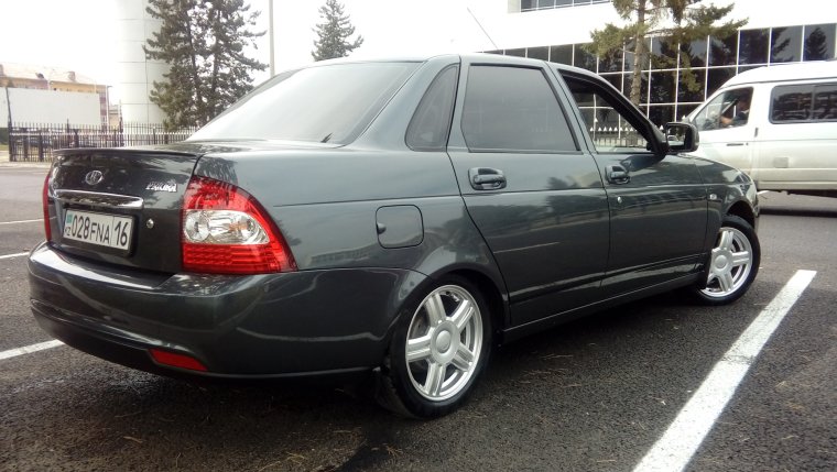 Лада Приора Борнео