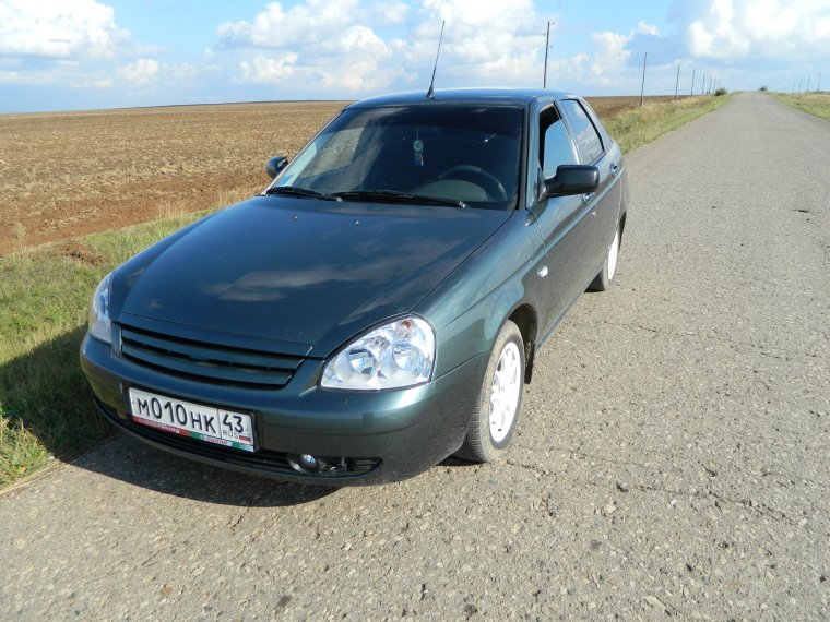 Lada Priora цвет Сочи