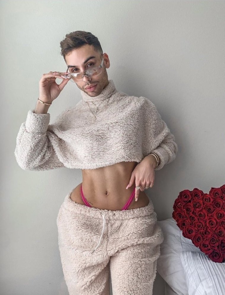 Русалочка Ариэль и Урсула +18