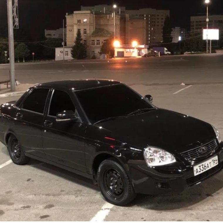 Черная оперсеая Приора