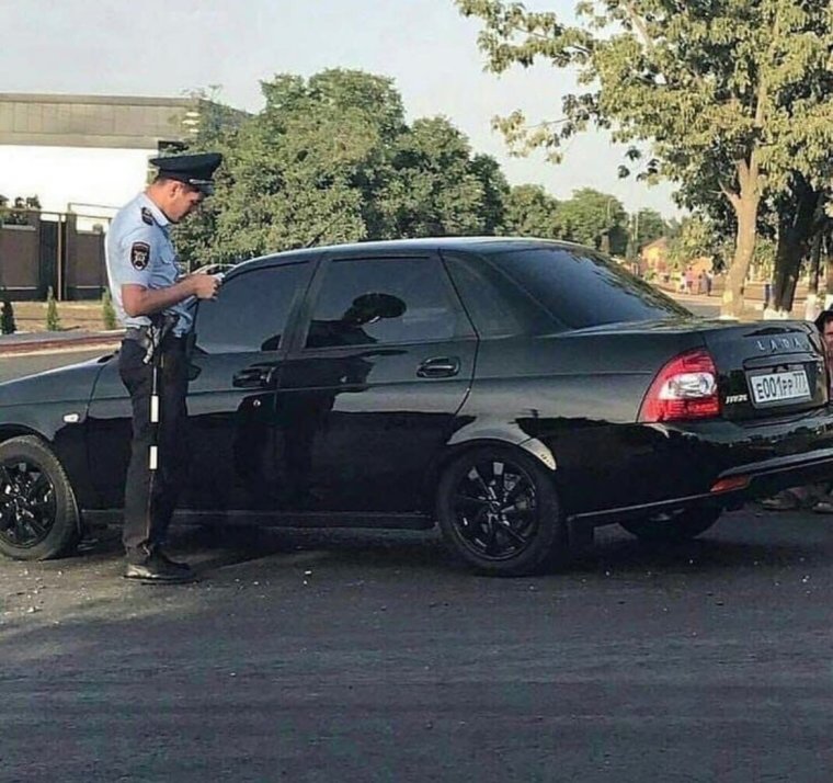 Приора на красной площади