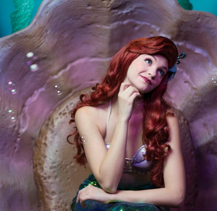 Русалочка Ариэль на суше