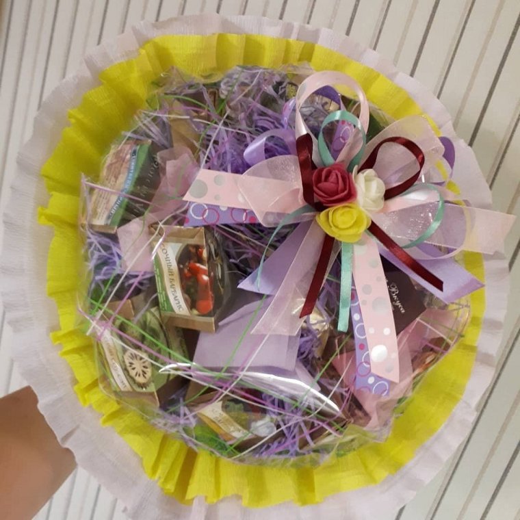 Букет из чая пакетированного