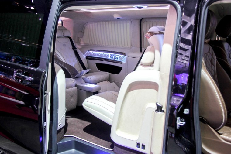 Мерседес Майбах ультимейт лакшери