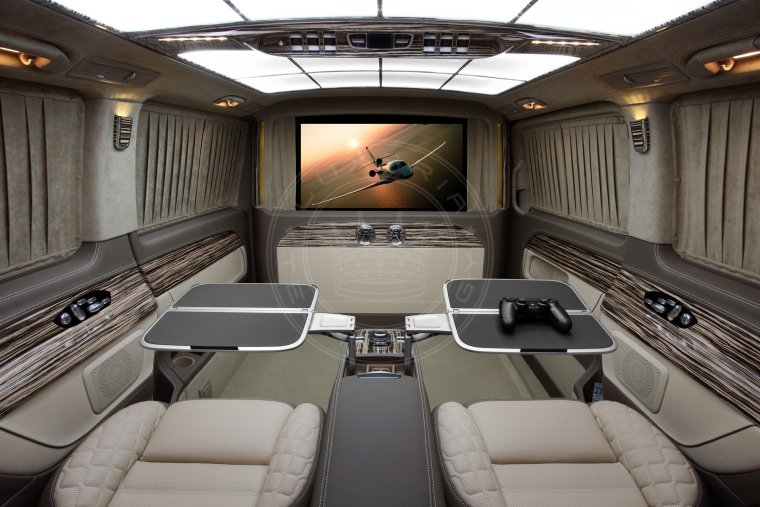 Мерседес Майбах минивэн