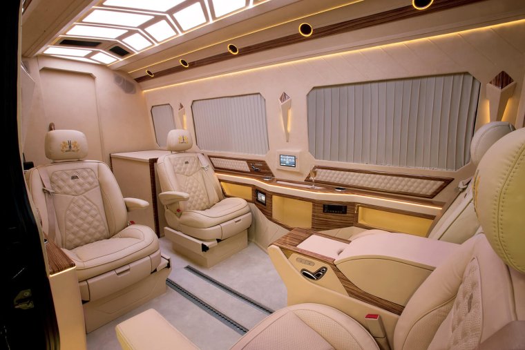 Мерседес Виано Майбах