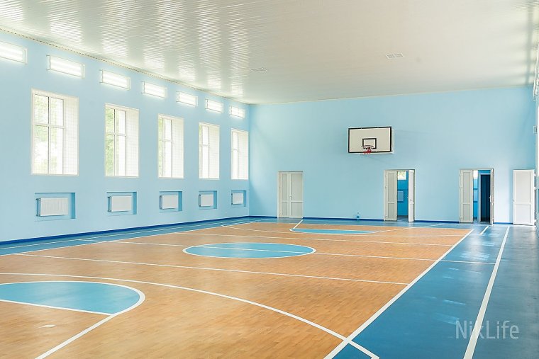 Российские спортивные залы в школах