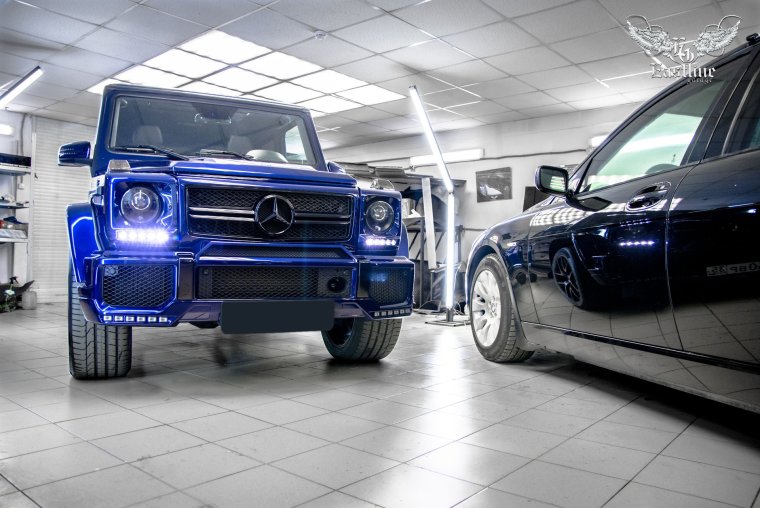 Mercedes Benz g63 AMG Blue