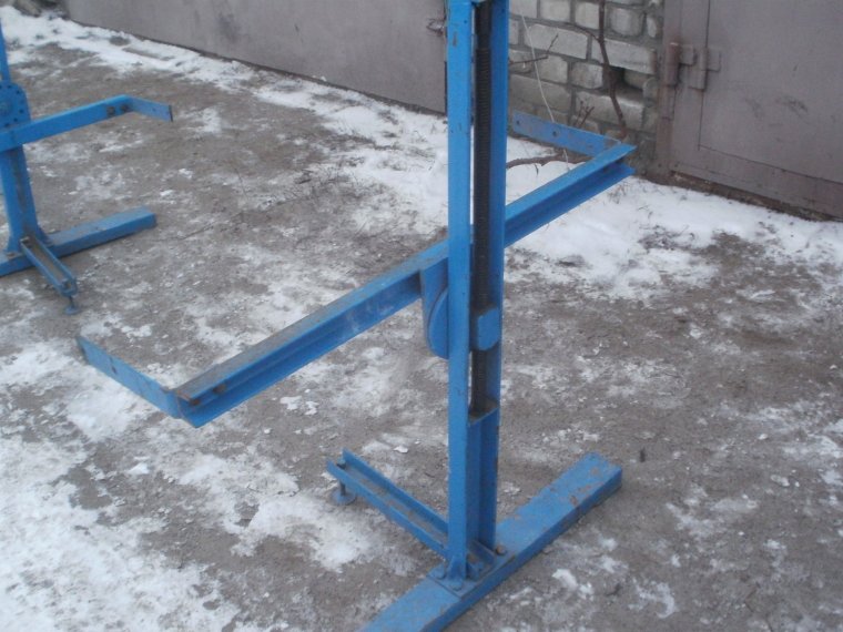 Опрокидыватель для Lada 2153