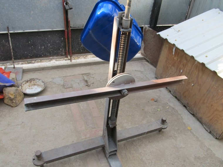 Опрокидыватель для ВАЗ 2106