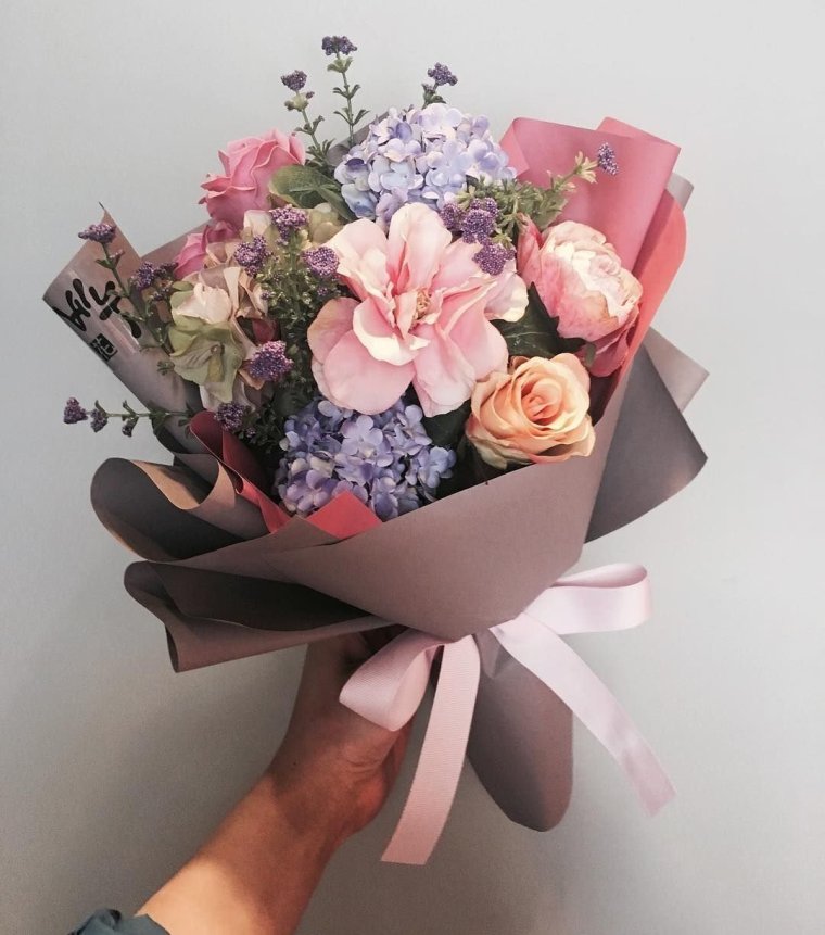 Упаковка из фоамирана для букетов