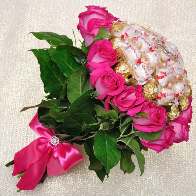 Оригинальные букеты из цветов