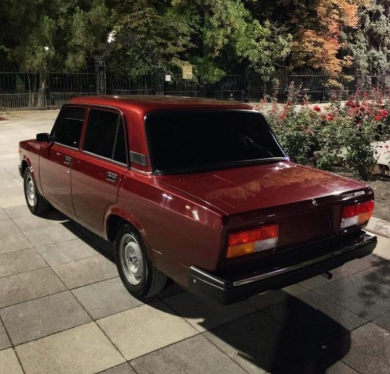 ВАЗ 2107 красная бункер