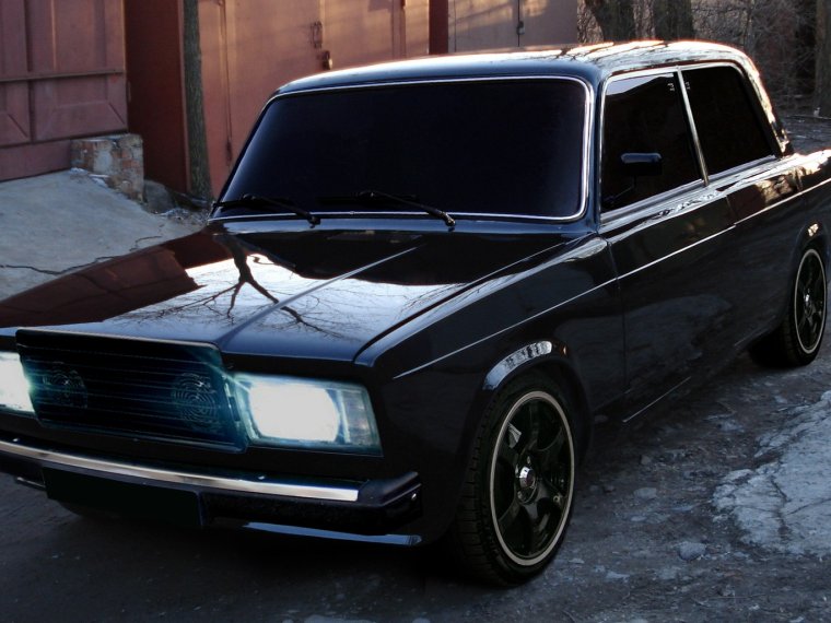 Жигули ВАЗ 2107 черный