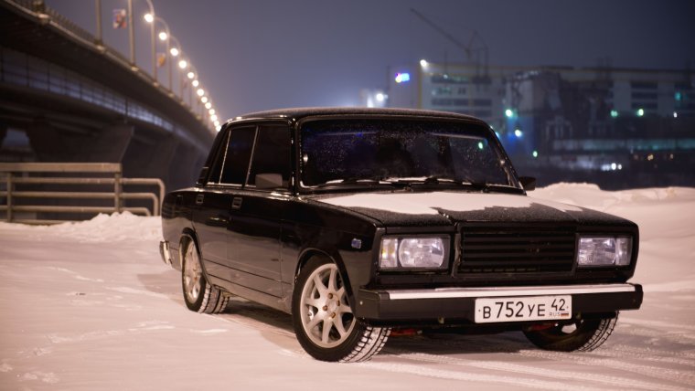 ВАЗ 2107 черная 142 рус