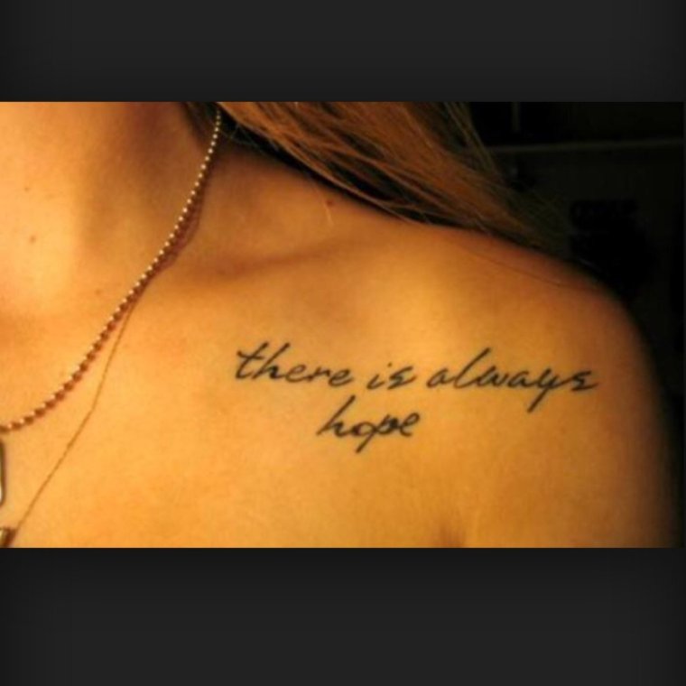 Forever in my Heart тату на ключице