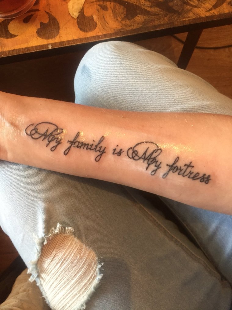 Тату надписи