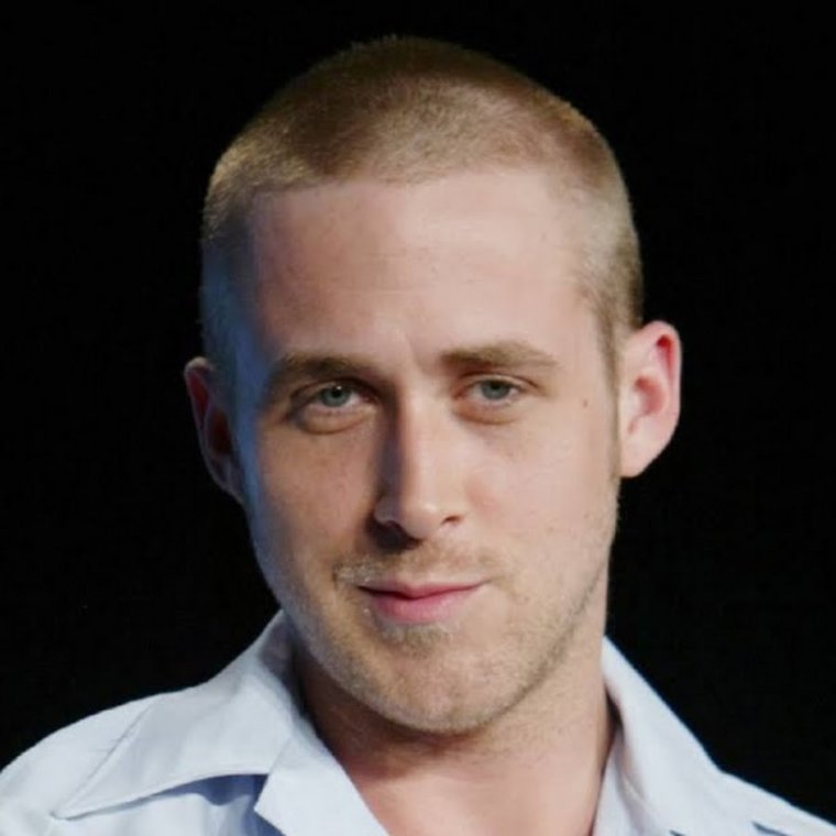 Ryan Gosling лысый