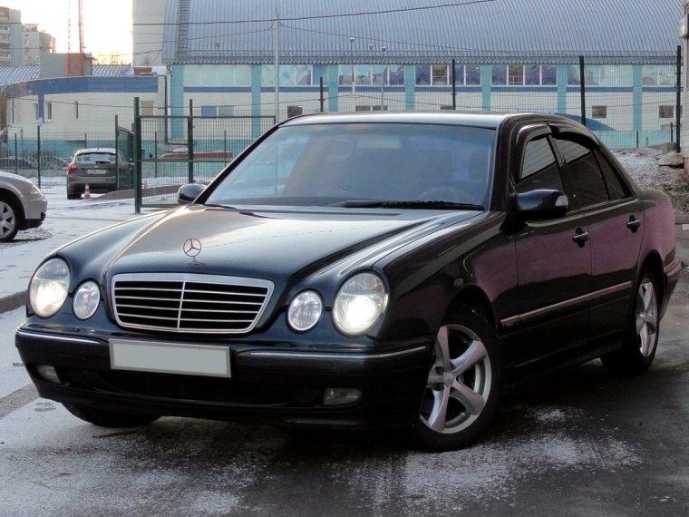 Mercedes e220 w211
