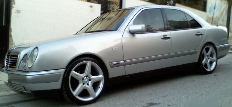 Мерседес зайчик