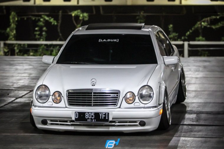 W211 e500 AMG