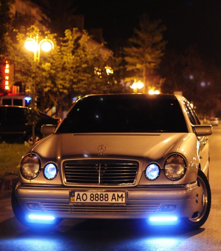 Мерседес е55 АМГ