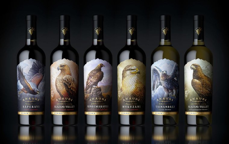 Вино Мукузани akauri