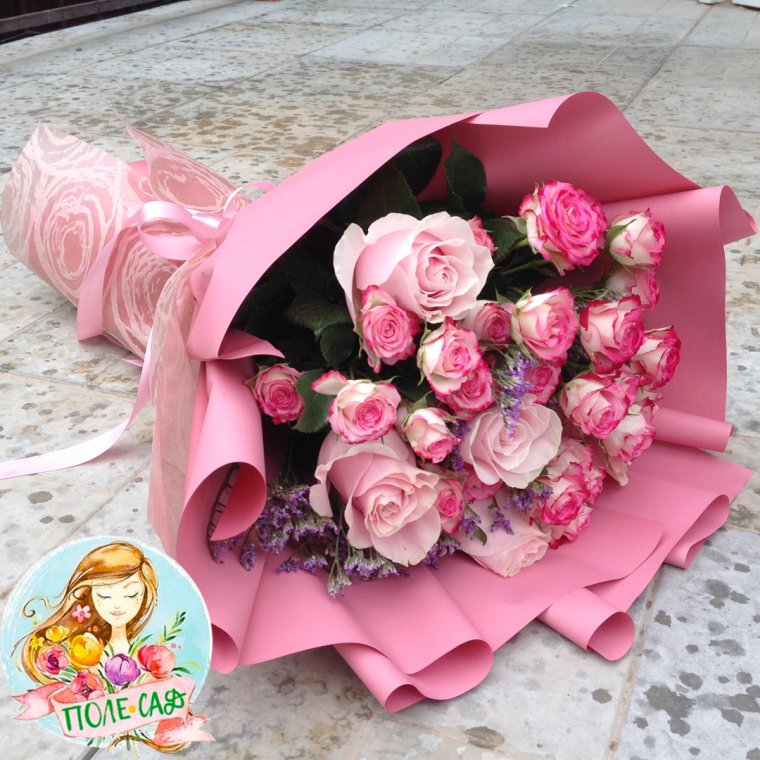 Букеты упакованные в фоамирана