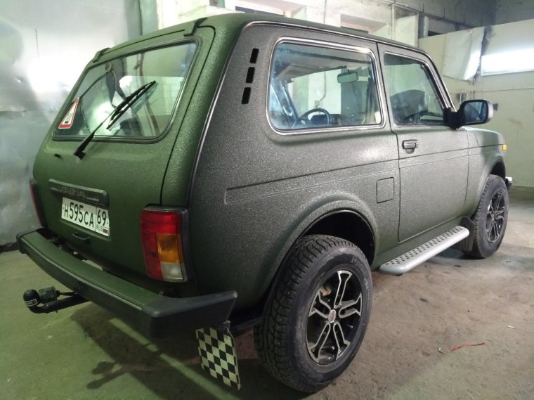 Нива 2121 металлик