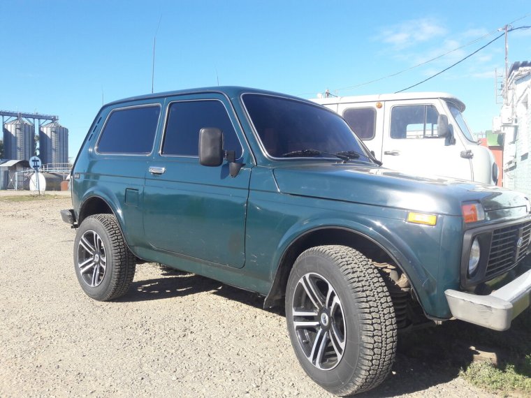 Темно зеленый Несси 2 Нива