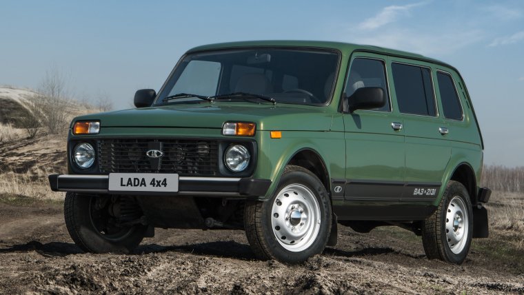 Лада 4x4 2121 зеленая