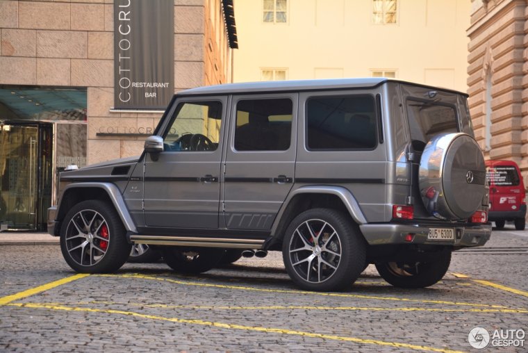 Mercedes g63 AMG Grey