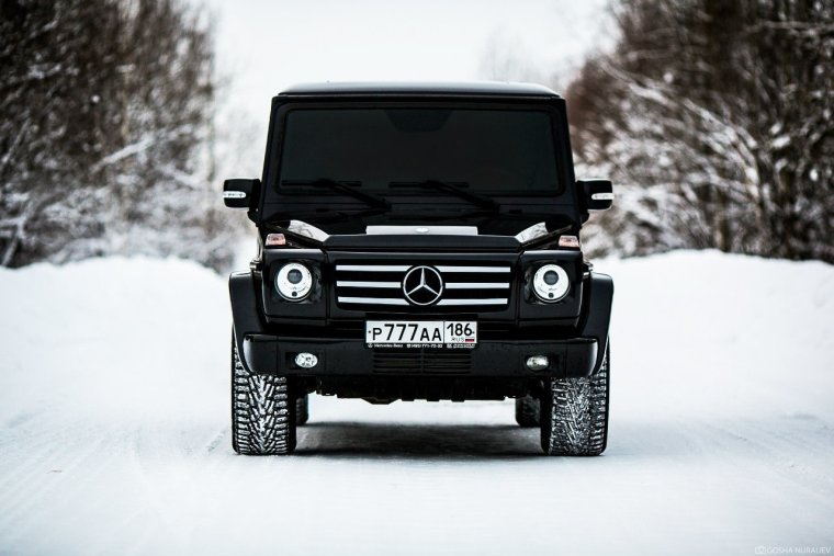Mercedes Benz g63 серый