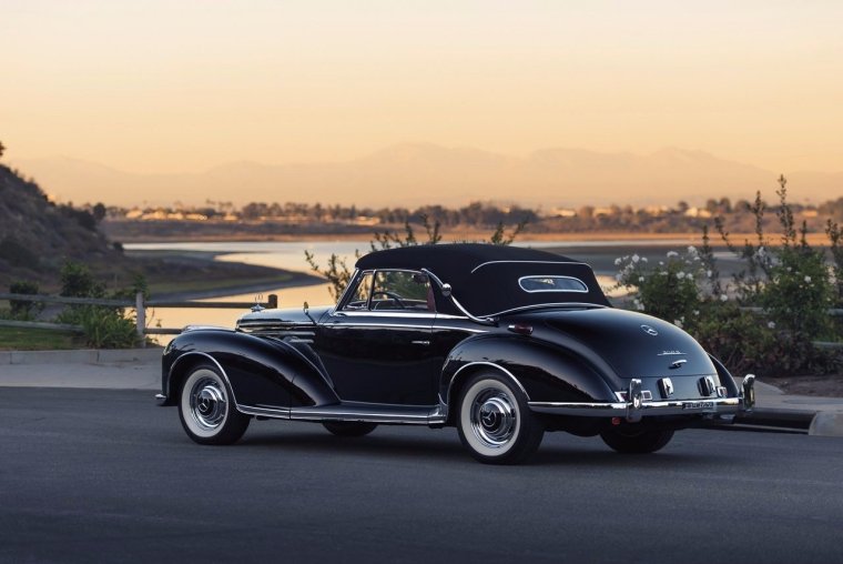 Mercedes-Benz 300 SC