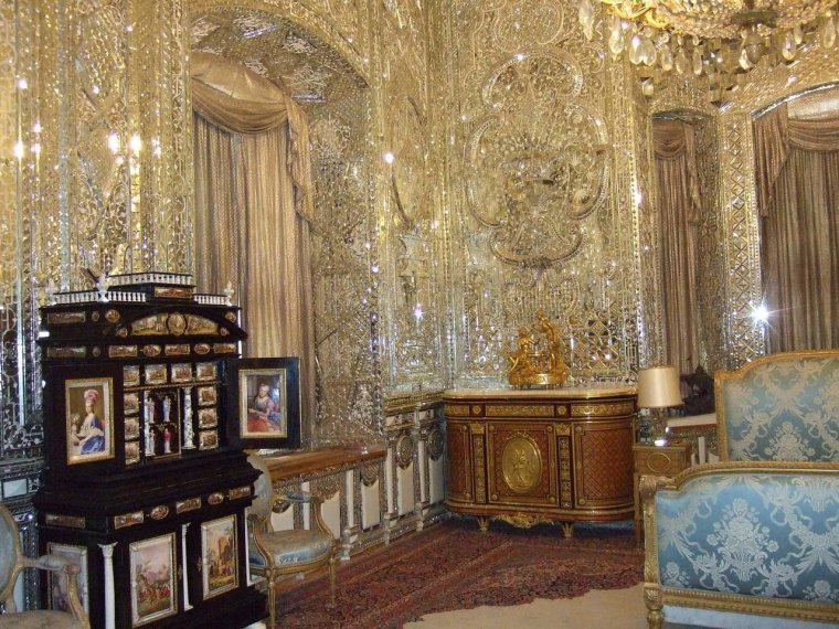 Сказочный дворец внутри