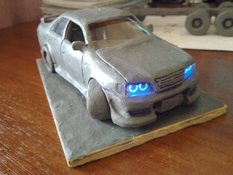 Машина из пластилина