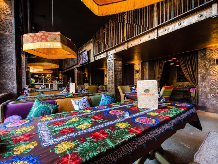 Кафе в узбекском стиле