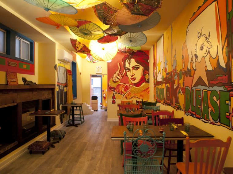 Индийский ресторан интерьер