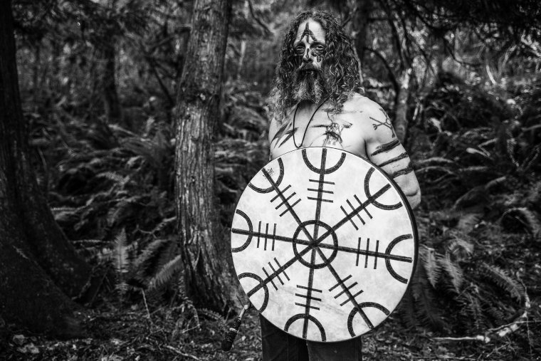 Шлем ужаса воин