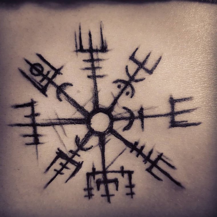 Рунический компас вегвизир