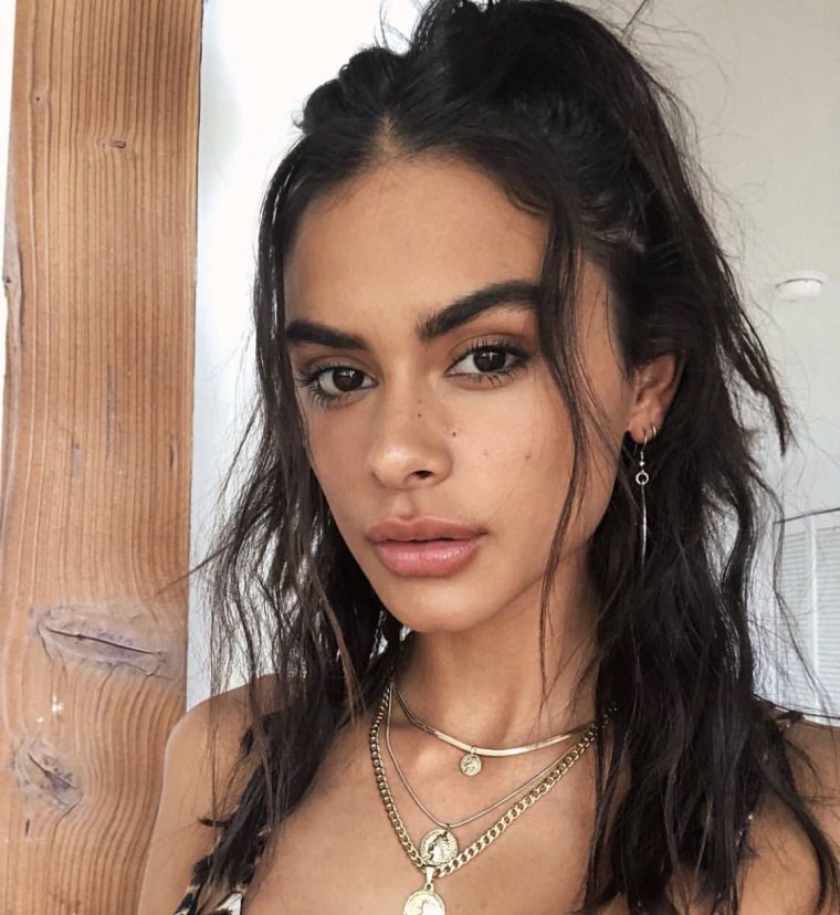 София Паркер 18