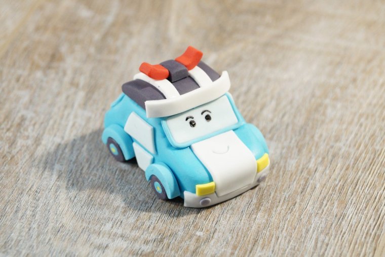 Полли Робокар измастики