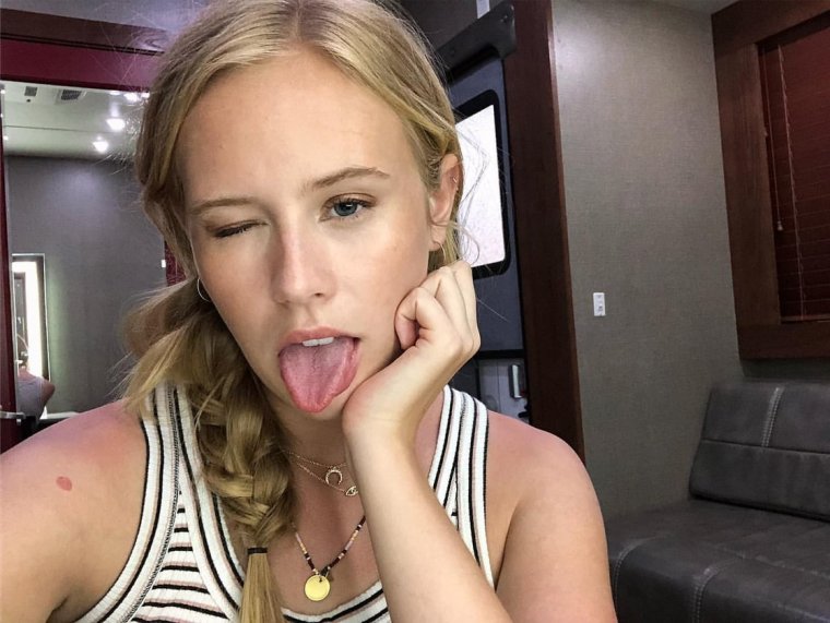 Даника Пиенаар (Danika Pienaar)