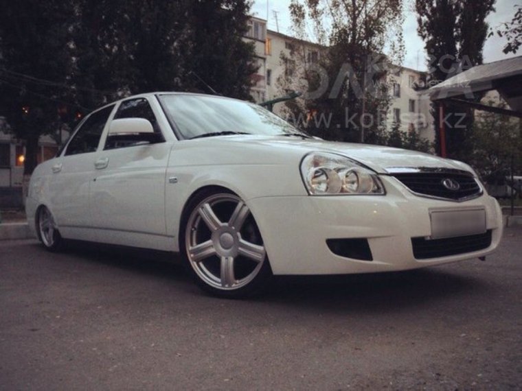 Приора торусы r17 белая