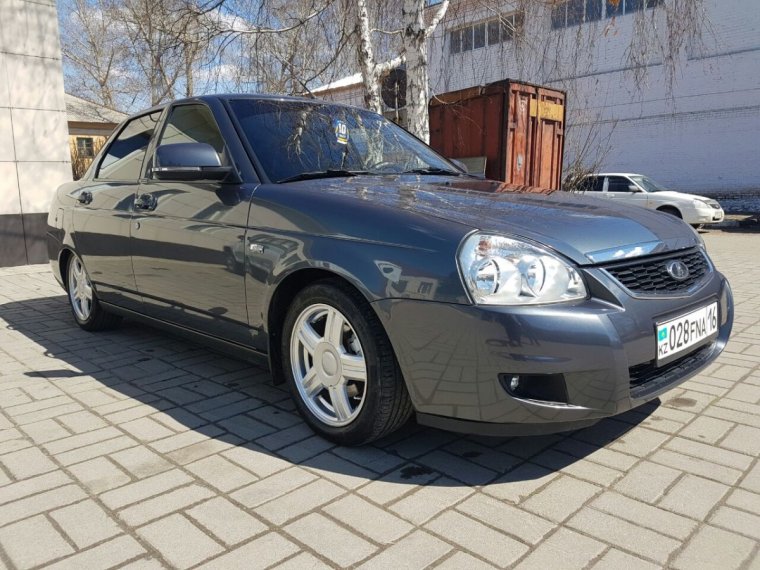 Лада Приора седан Борнео