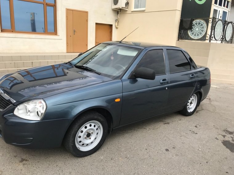 Приора 1 хэтчбек темно зеленый 381 Кентавр