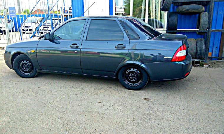 Продам приору 1