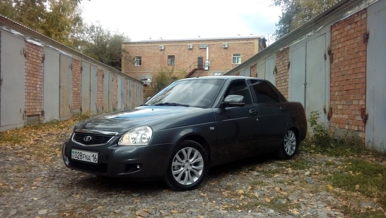 Приора хэтчбек антихром Персей